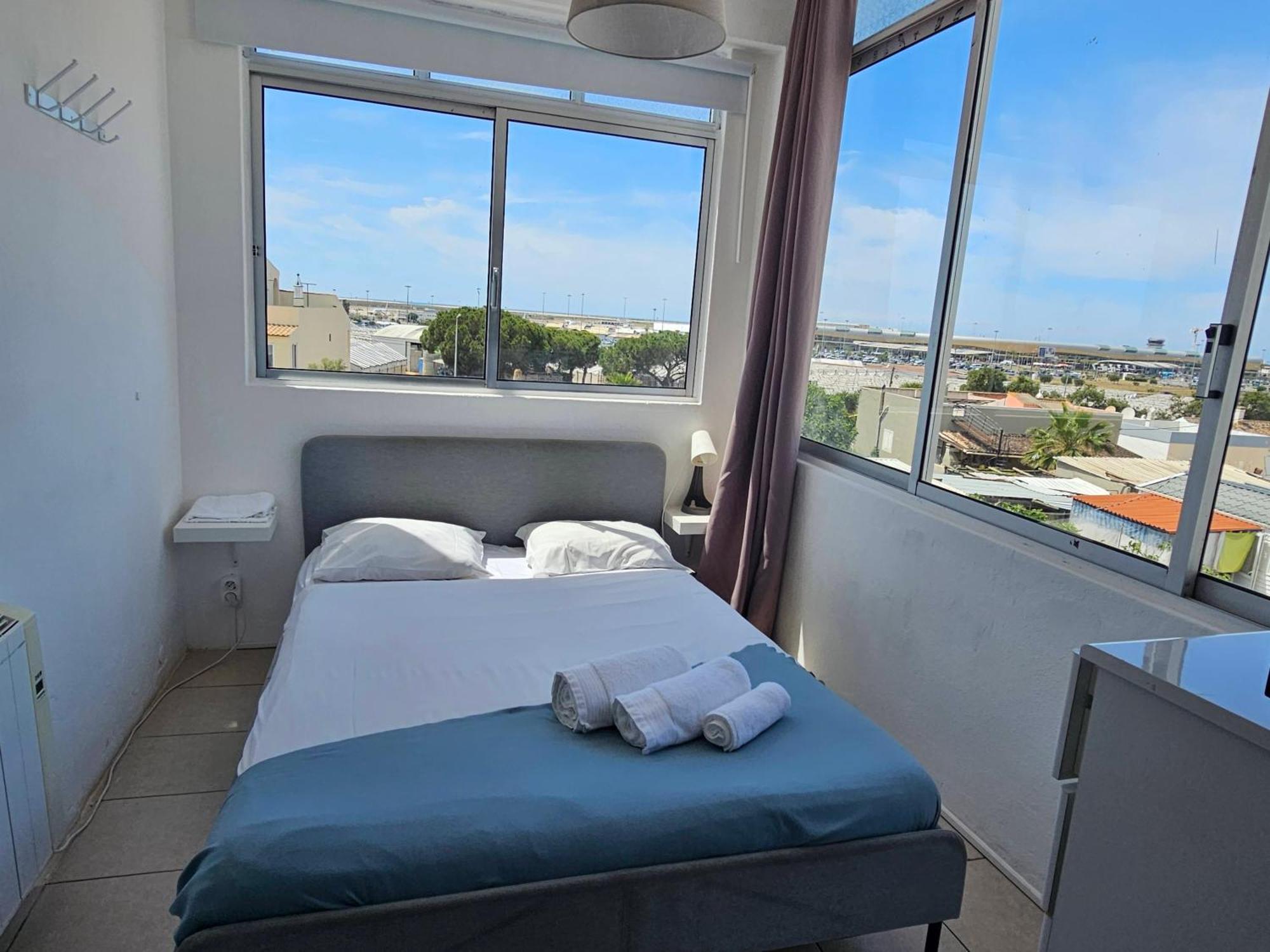 Blife Marya Private Rooms - Airport Stay FAO Rom bilde