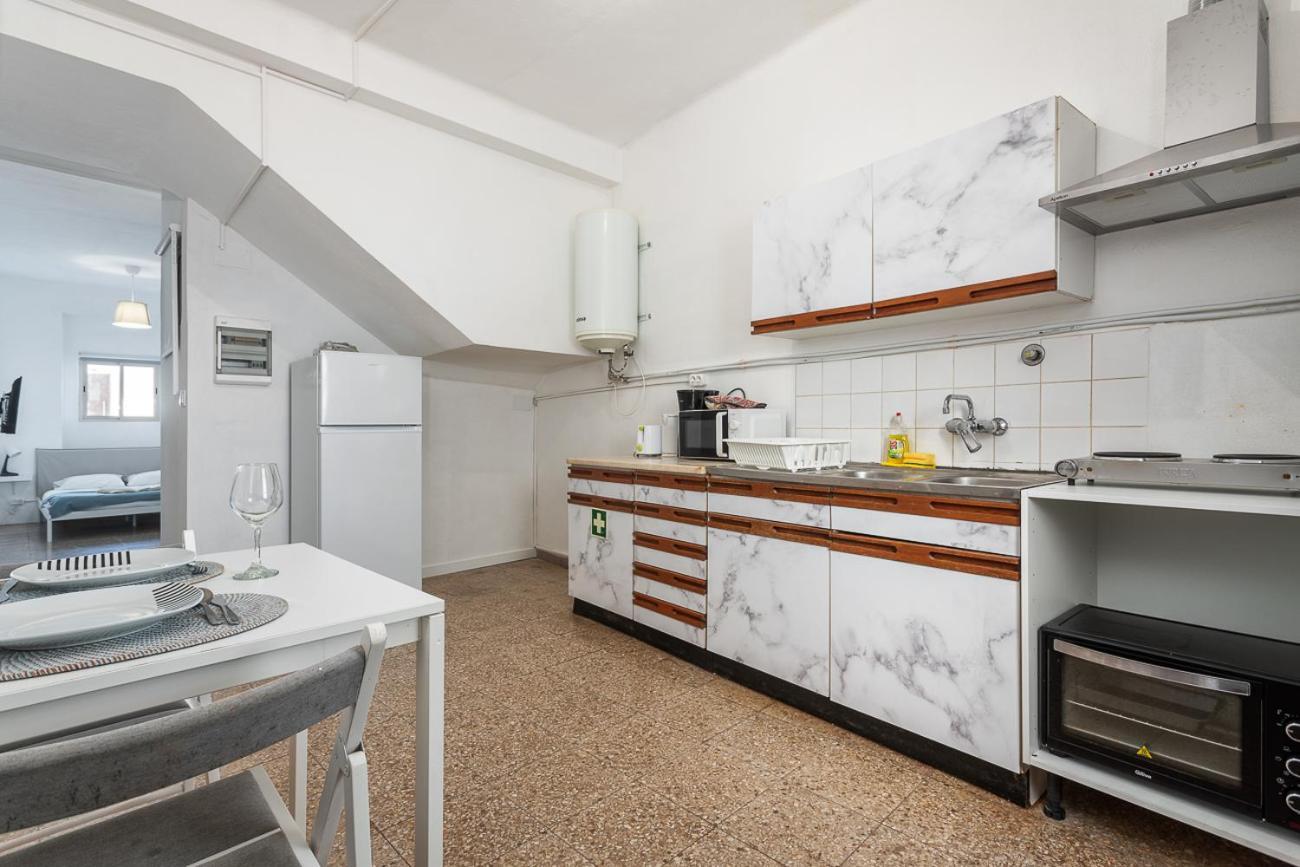 Blife Marya Private Rooms - Airport Stay FAO Rom bilde