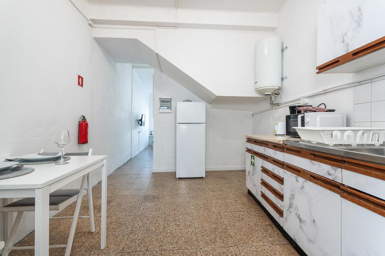 Blife Marya Private Rooms - Airport Stay FAO Rom bilde